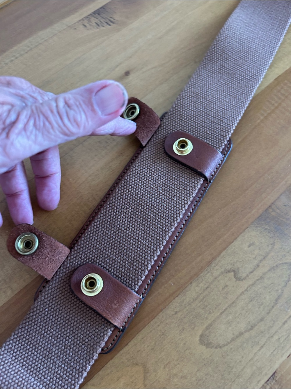 Ghurka Brand Chestnut Brown Webbed Shoulder Strap with Brass Hardware - Picture 8 of 8